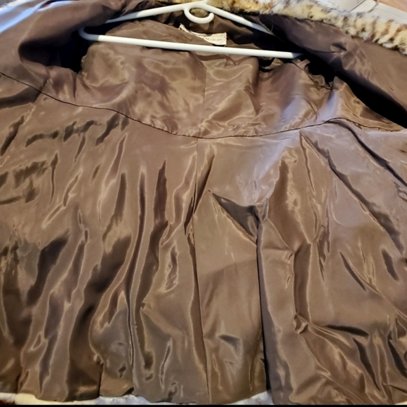 Gorgeous Rabbit Fur Coat with Bobcat Print sz Sm - Picture 17 of 17